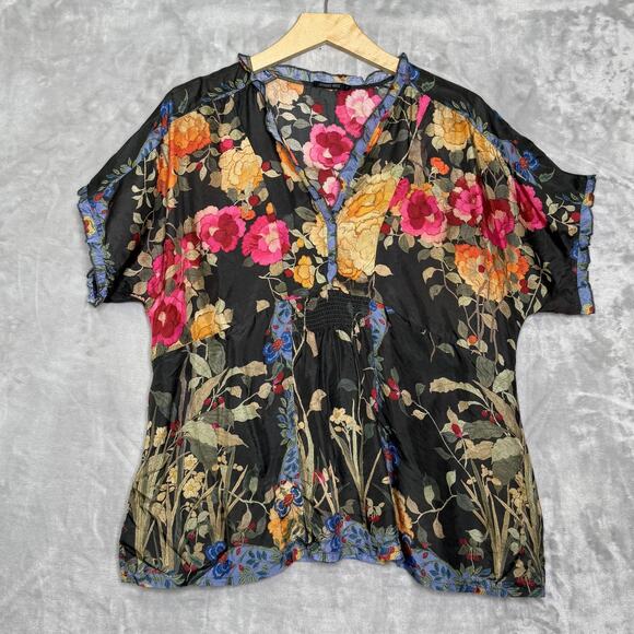 Johnny Was Blouse Womens Small Green Floral 100% Silk Boho Tunic Top V Neck - Picture 1 of 10